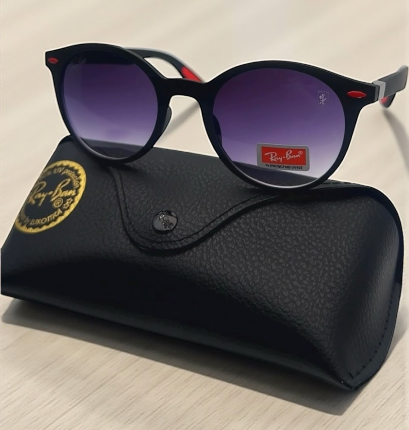 Gafas de Sol Ferrari Round — Montura Redonda Estilo Premium